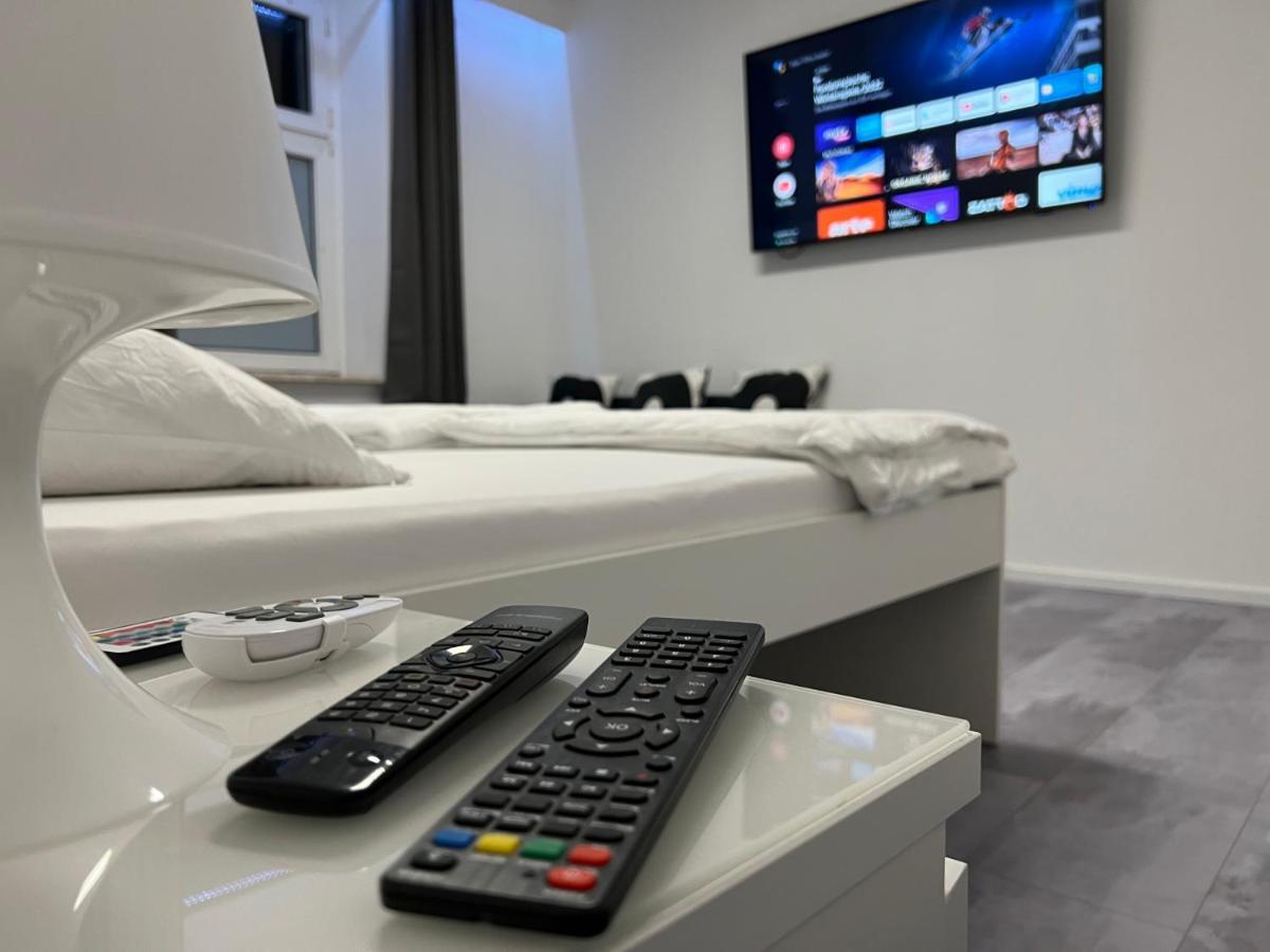 Freshly Renovated City Apartments Essen Kitchen Wifi Near Duesseldorf Airport Exteriör bild